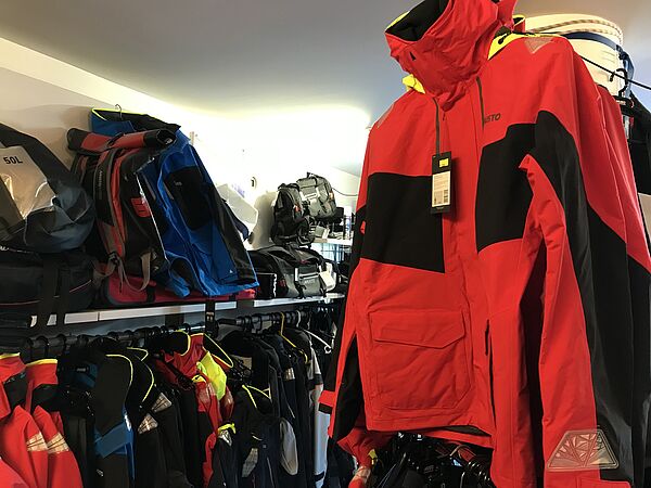 MUSTO-Segelbekleidung - Delfino Segelschule