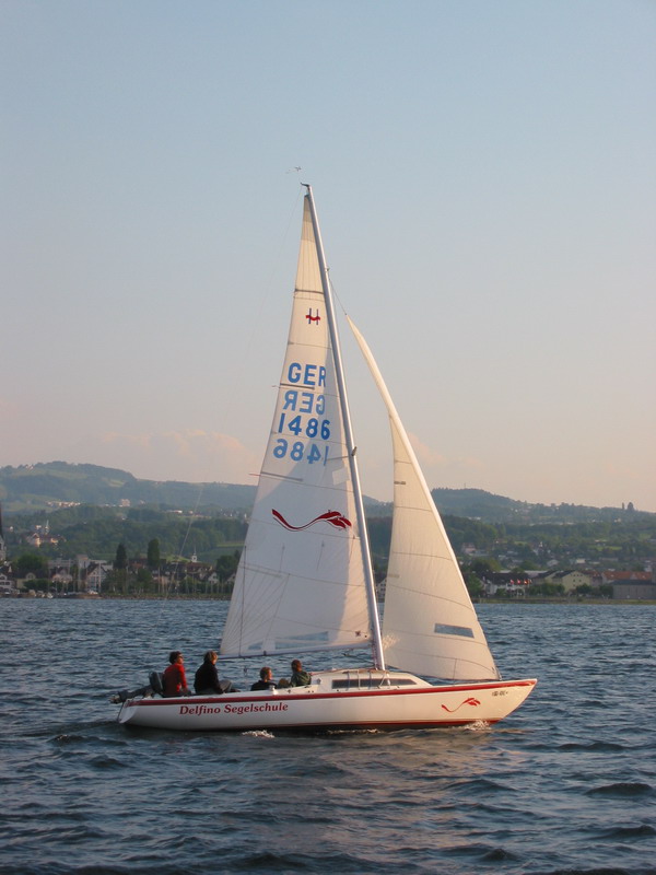 H-Boot, der Aussenborder wurde inzwischen durch einen unter dem Rumpf befestigten Elektro-Pod-Motor ersetzt.